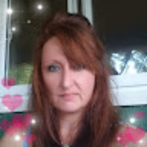 Meet your Posher, Melissa - Picture 1 of 1